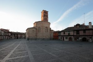Iglesia románica de San Lorenzo