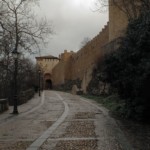 Subida a la Puerta de Santiago visitasegovia-muralla-puerta-de-Santiago